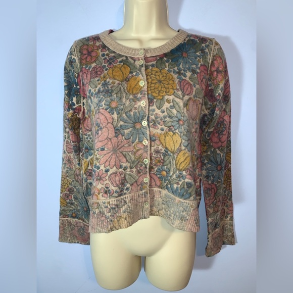NATURAL LIFE Floral Button-Front Cardigan Sweater in Beige, Pink, Green, Gold - Picture 6 of 11